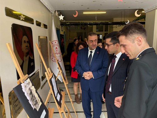 KAYMAKAMIMIZ SAYIN HALİL AFFAN ERDOĞAN 12 MART İSTİKLAL MARŞI’NIN KABULÜ VE MEHMET AKİF ERSOY’U ANMA PROGRAMINA KATILDI.