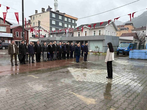 18 MART ŞEHİTLERİ ANMA VE ÇANAKKALE ZAFERİ’NİN 110. YIL DÖNÜMÜ İLÇEMİZDE COŞKUYLA KUTLANDI: